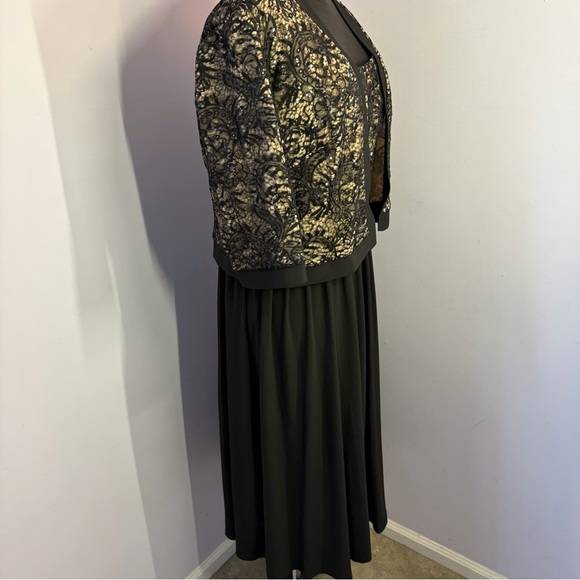 R & M Richards Black Dress with Lace Jacket, Excellent, Size 16 - Picture 5 of 15